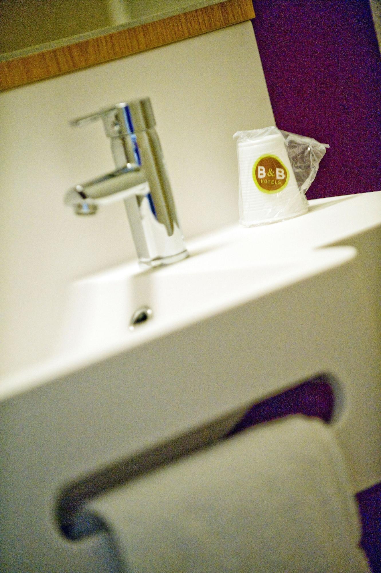 B&B Hotel Aix En Provence 勒图鲁内 外观 照片