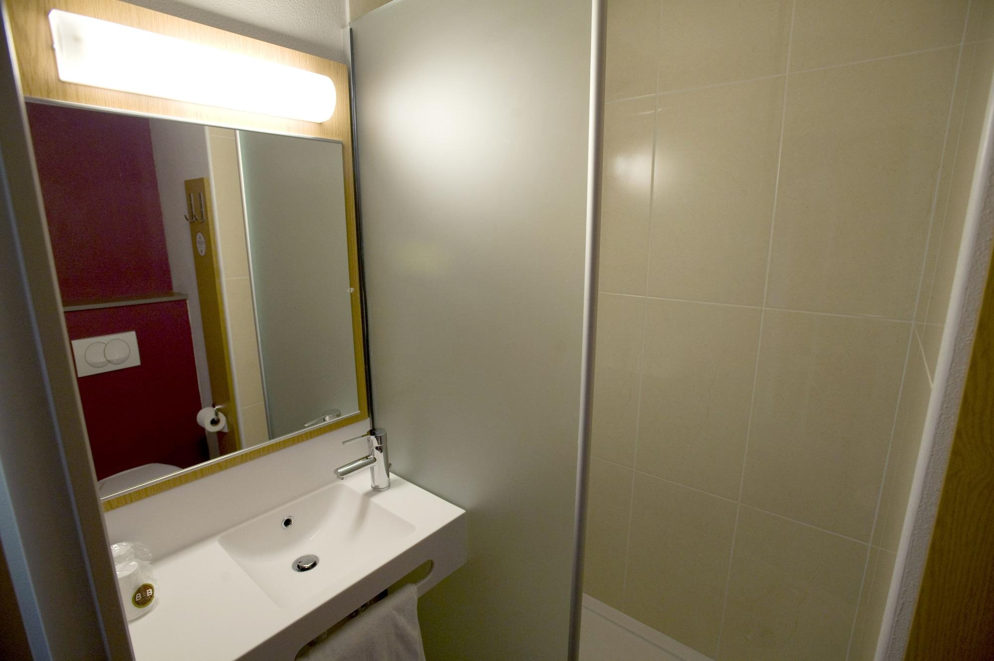 B&B Hotel Aix En Provence 勒图鲁内 外观 照片