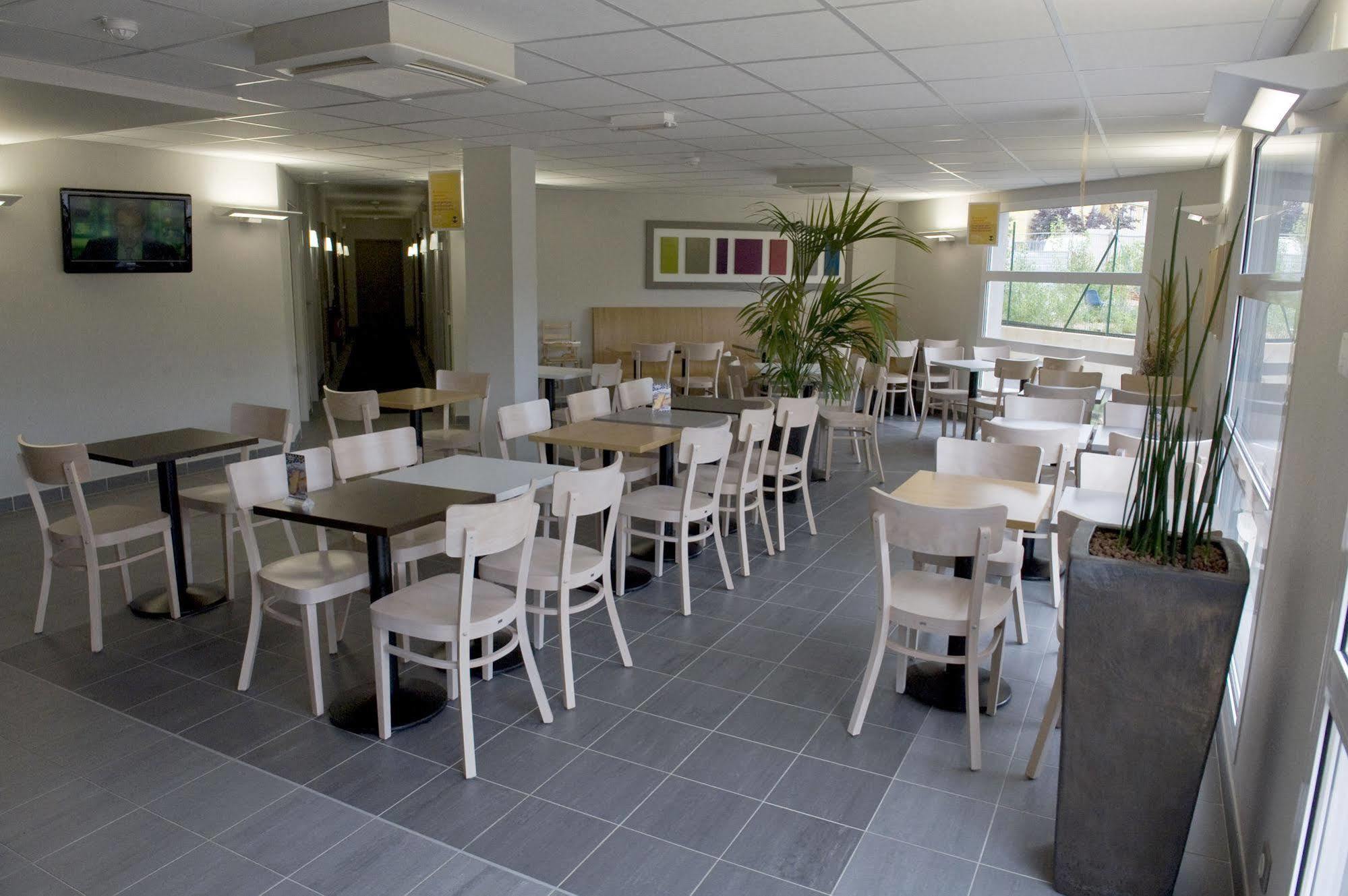 B&B Hotel Aix En Provence 勒图鲁内 外观 照片